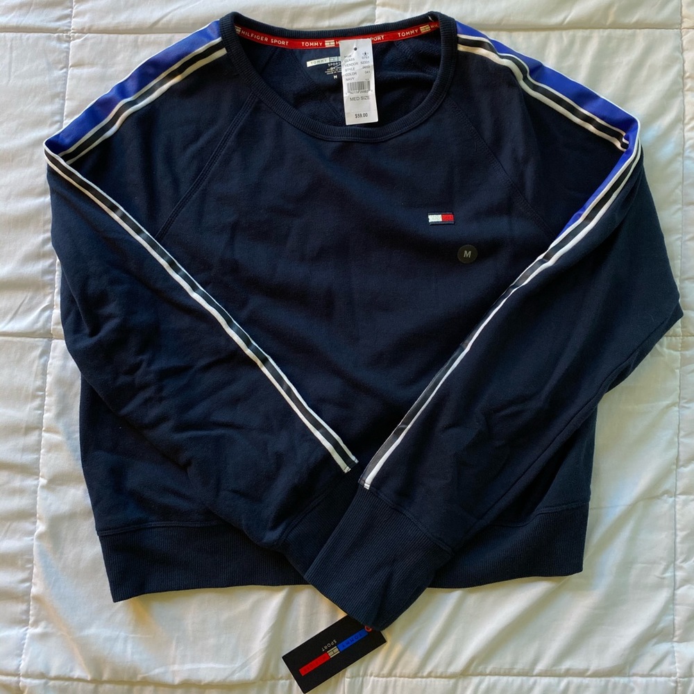 BRAND NEW TOMMY HILFIGER CREWNECK
